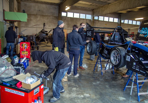 season-ending-racing-session 16079956695 l