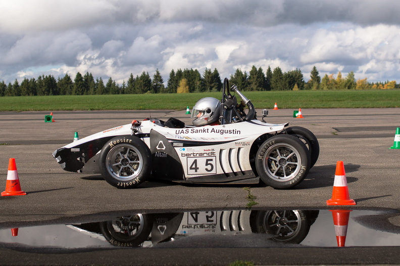 dahlem-2410_10517570444_l.jpg